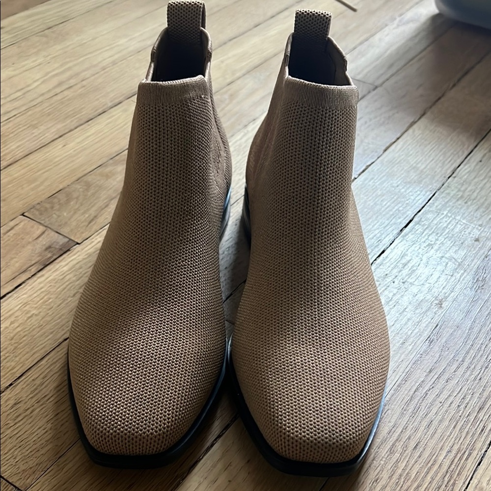 Breathable Tan Ankle Boots: City Chic